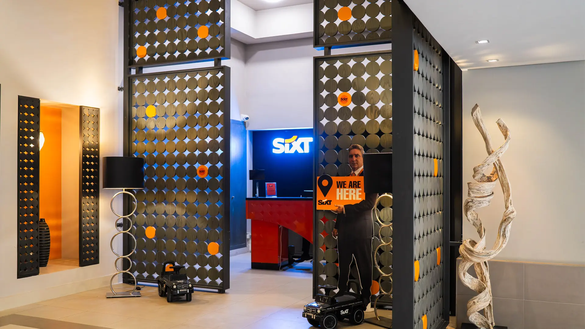 Sixt Four Points location